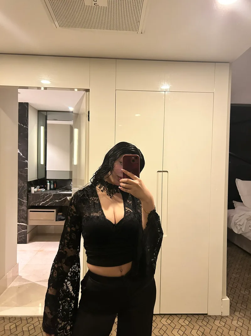 Alya Üsküdar 29 yaşında vip — fotoğraf 1