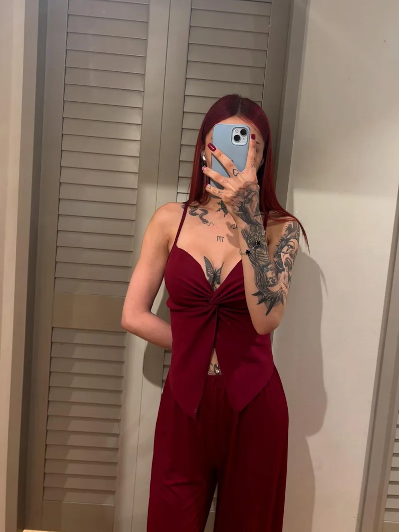 Asli Örnek 27 yaşında esmer — fotoğraf 3