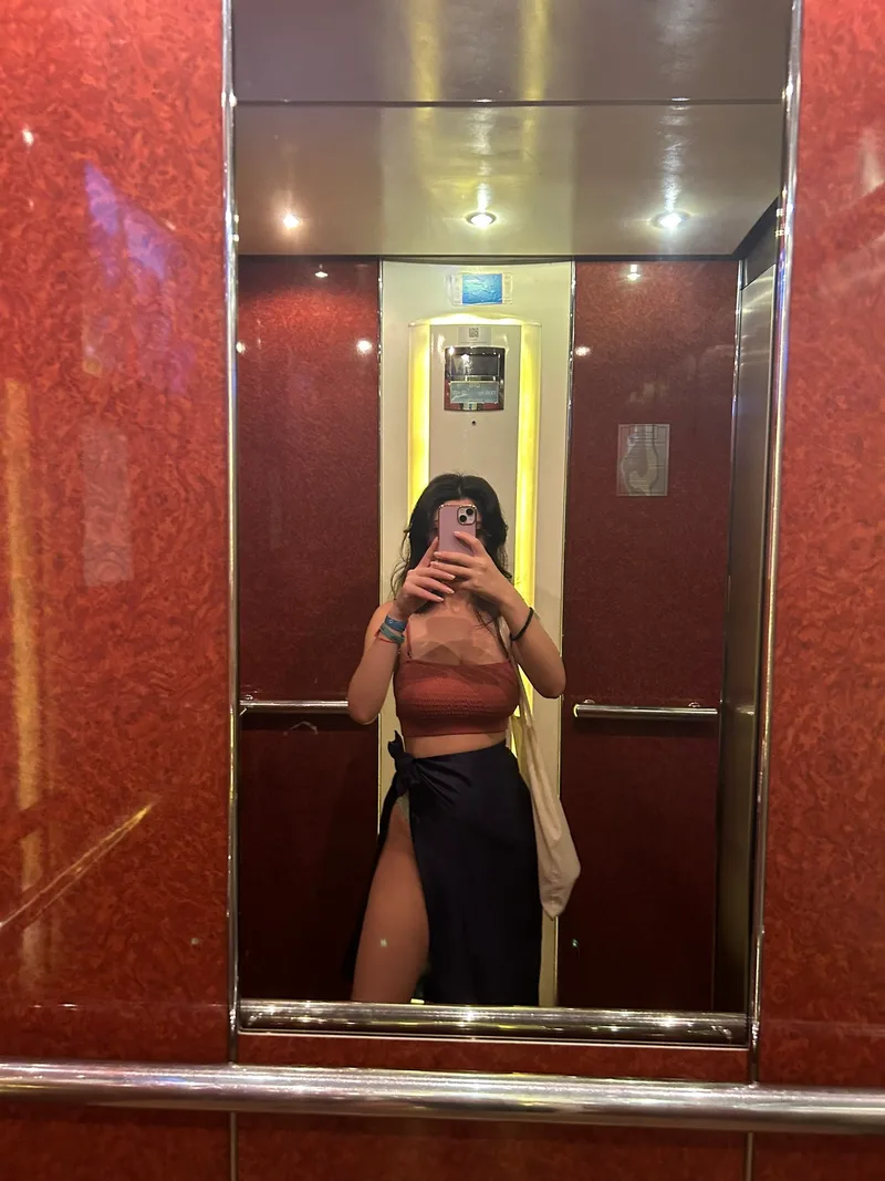 Belgin Maslak 28 yaşında uzun boylu — fotoğraf 1