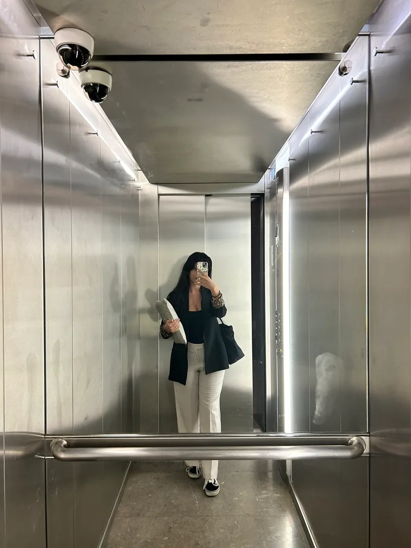 Burcu İçerenköy 24 yaşında balık etli — fotoğraf 1