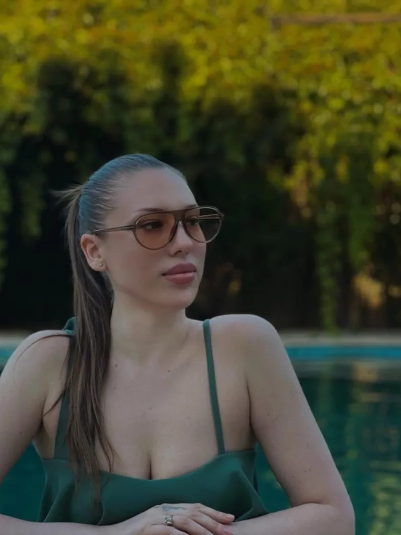 Elif Merkez 24 yaşında kızıl — fotoğraf 6