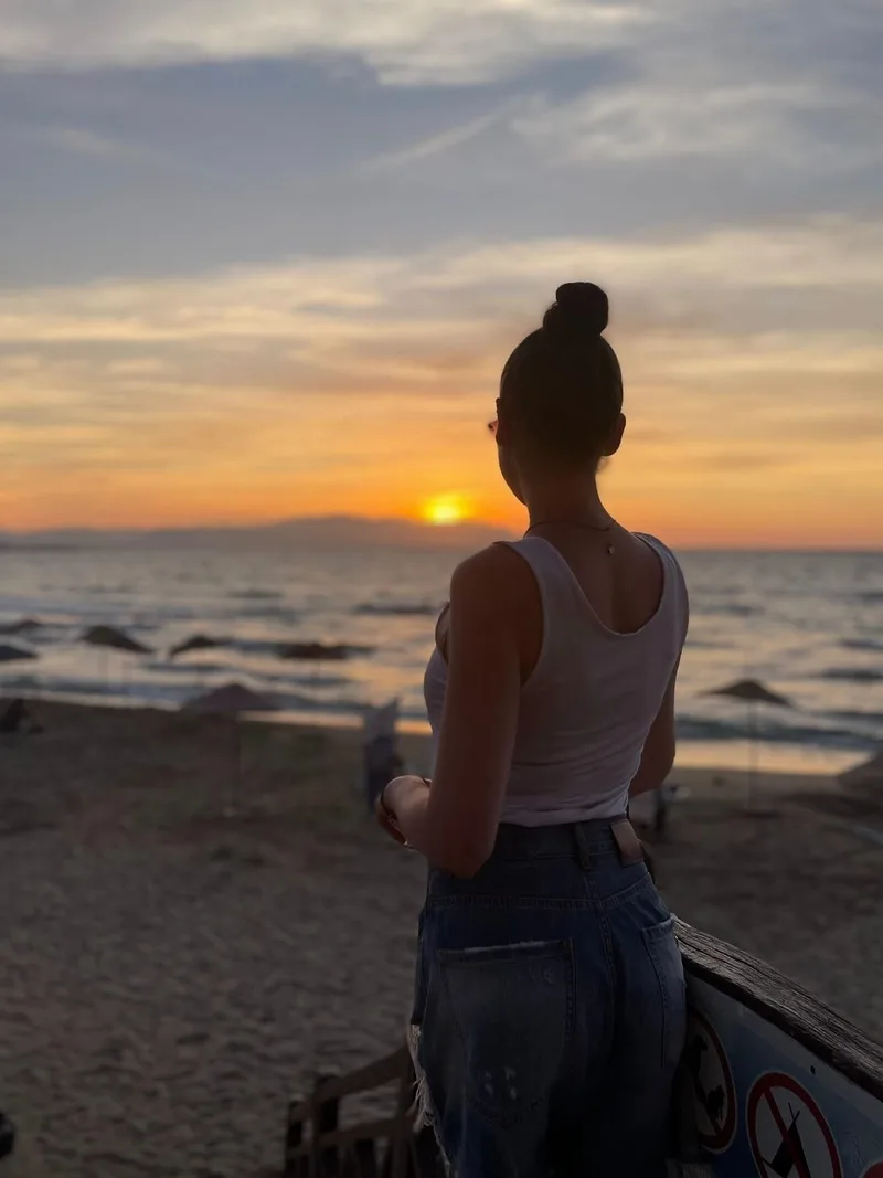 Elif Merkez 24 yaşında kızıl — fotoğraf 5