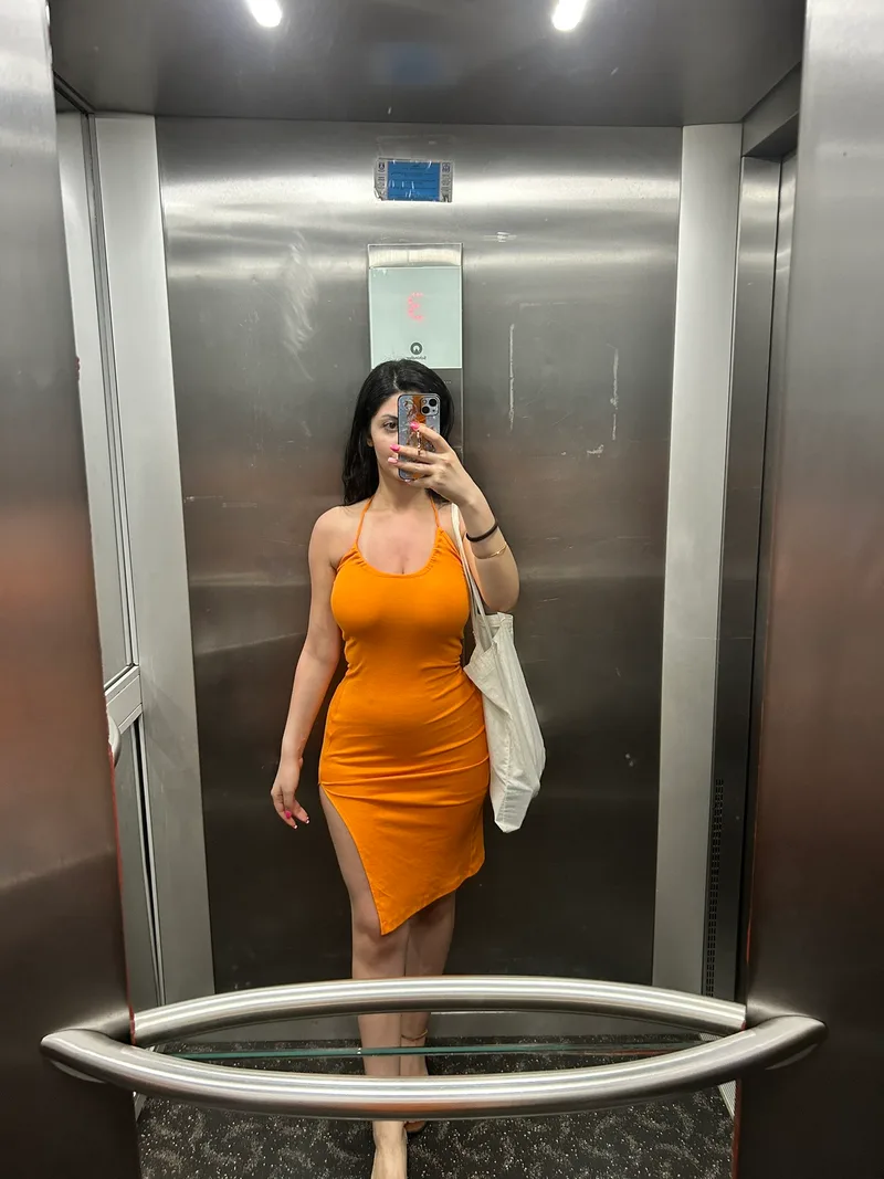 Esra Yenibosna 26 yaşında vip — fotoğraf 1