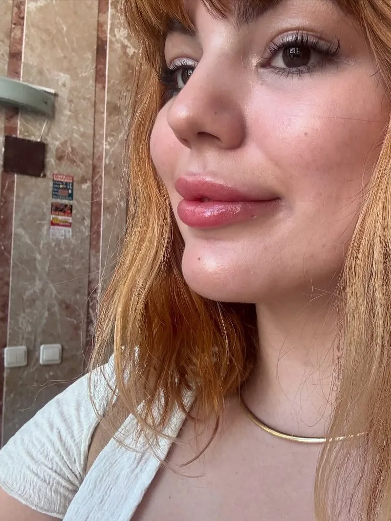 Hande Sarıgazi 20 yaşında beyaz tenli — fotoğraf 5