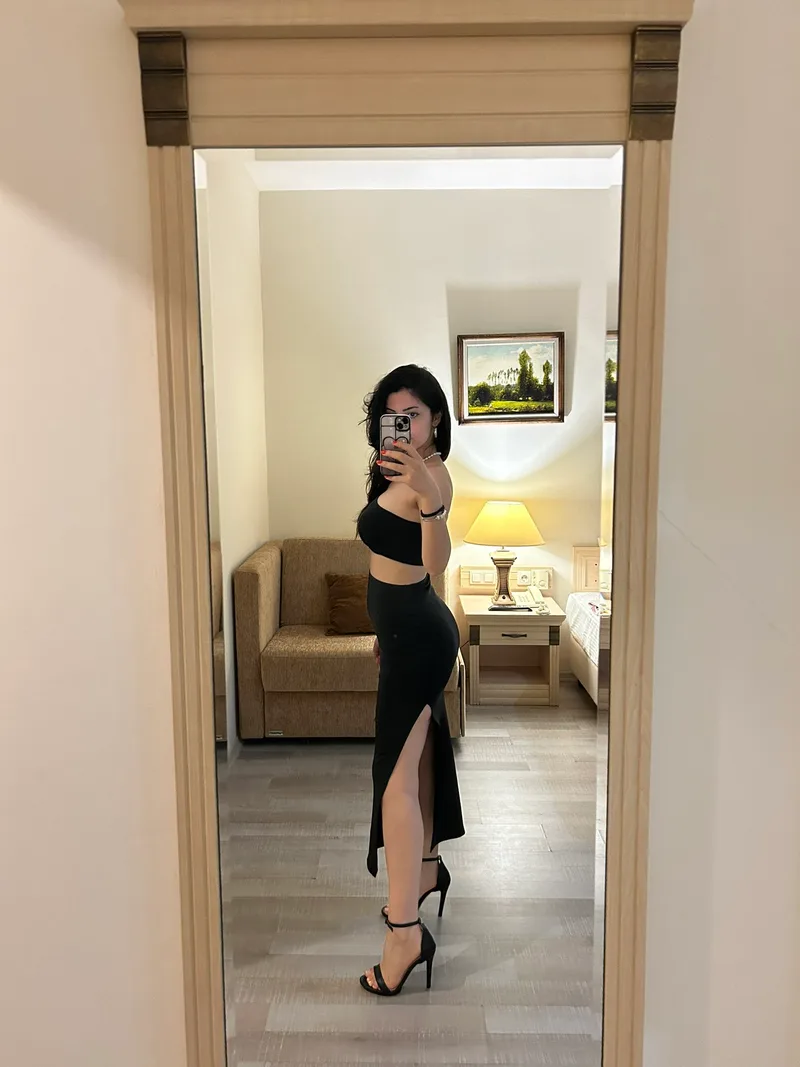 Kader Merter 22 yaşında kumral — fotoğraf 1