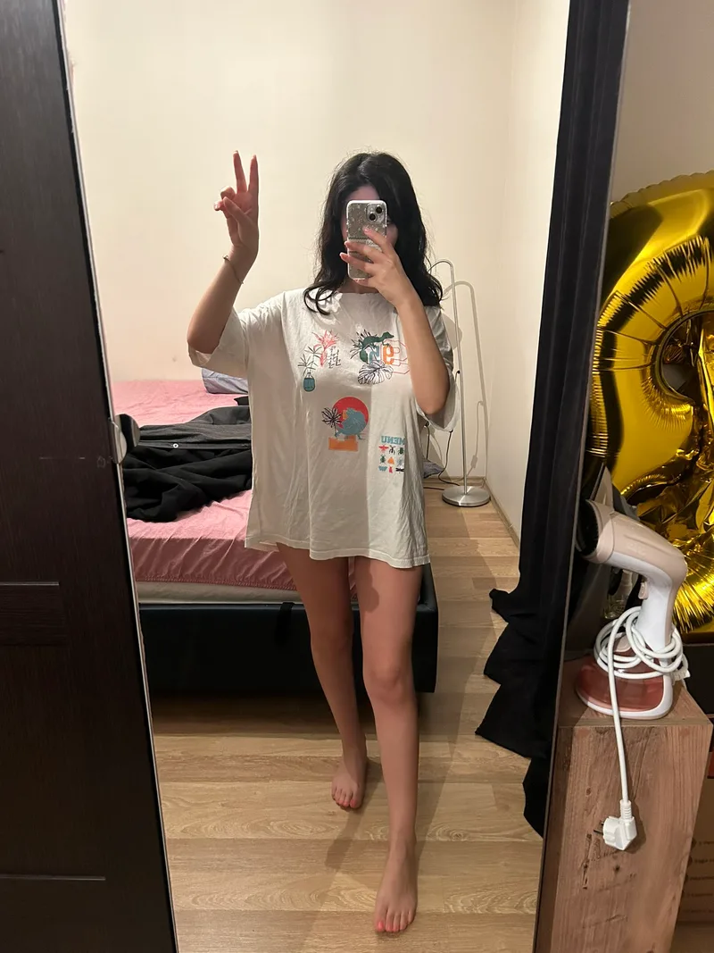 Serap Göktürk 21 yaşında 7/24 aktif — fotoğraf 1