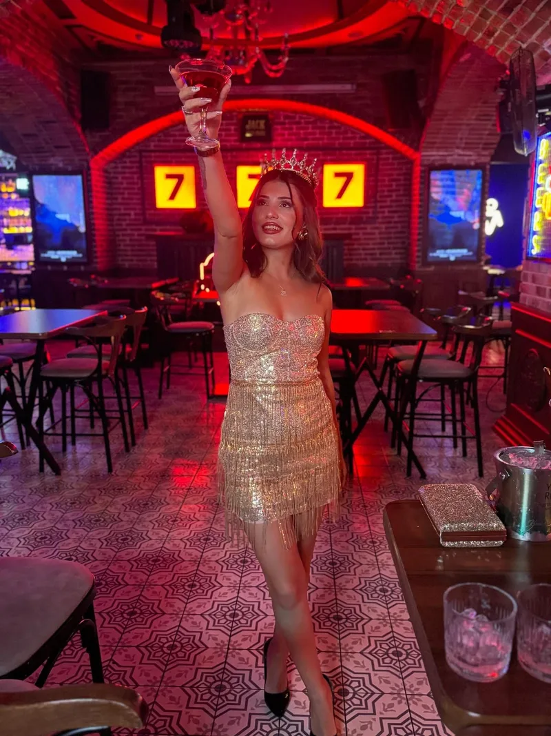 Simge Cevizli 23 yaşında zayıf — fotoğraf 3