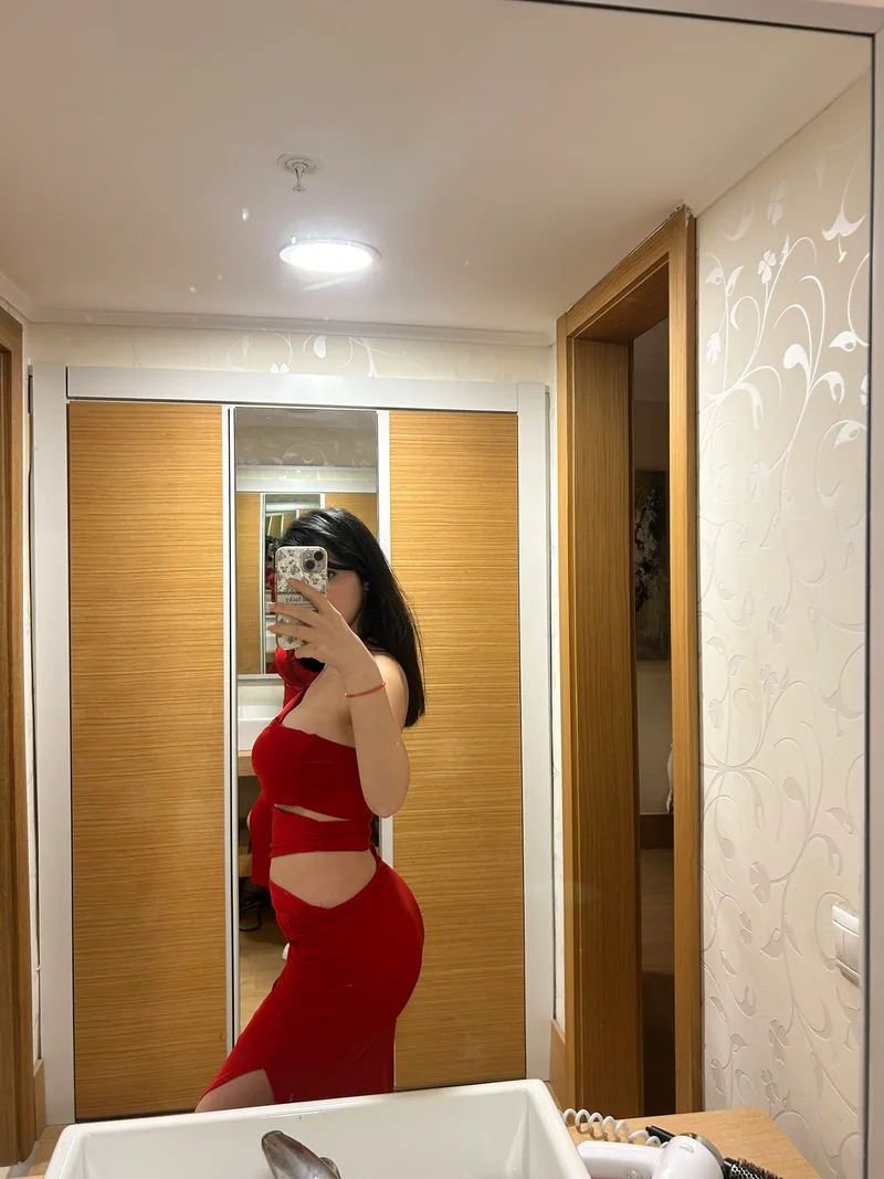 Zehra Koşuyolu 27 yaşında gerçek fotoğraf — fotoğraf 1